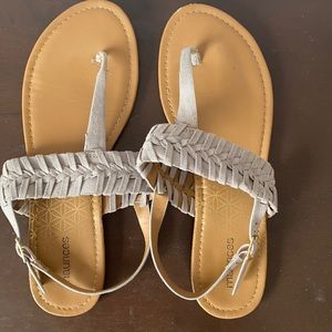 Braided sandal